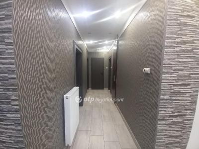 Eladó családi ház Téglás