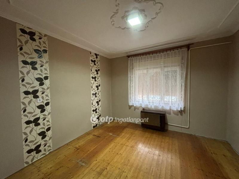 Eladó családi ház Hajdúböszörmény