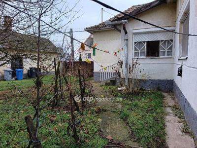 Eladó családi ház Hajdúbagos