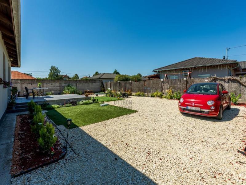 Eladó ikerház Halásztelek