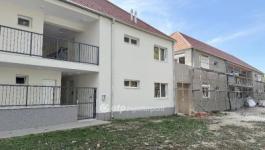 Eladó lakás Siklós