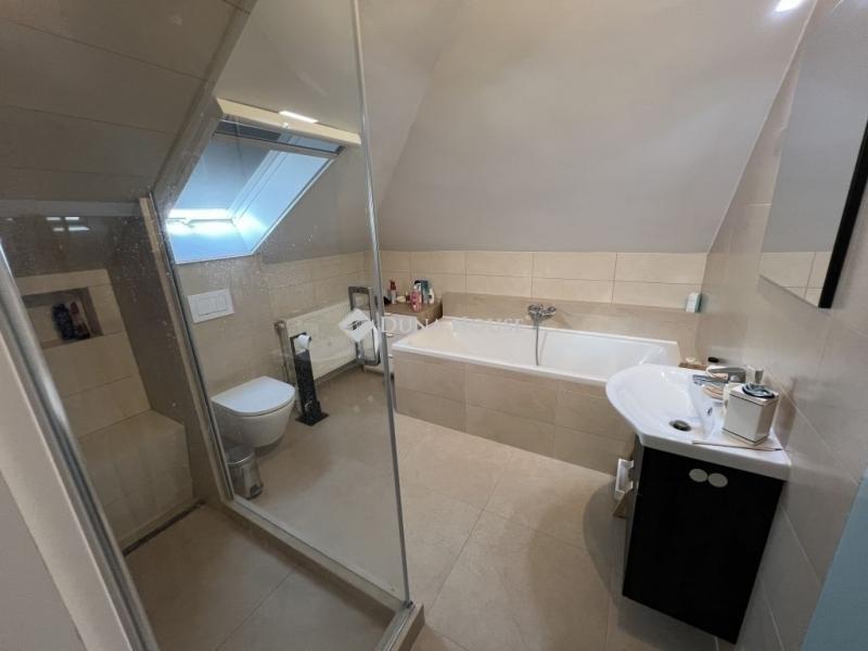 Eladó sorház Pécs