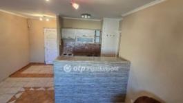 Eladó lakás Szolnok