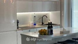 Eladó lakás Újhartyán