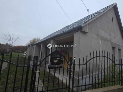 Eladó családi ház Nagykáta