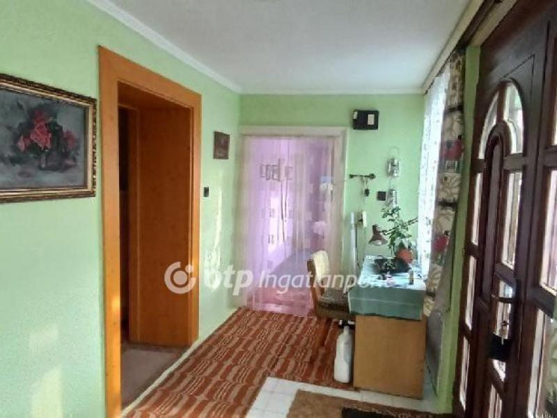 Eladó családi ház Orosháza