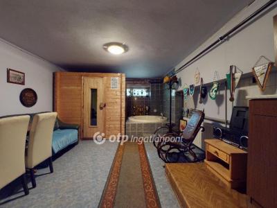 Eladó családi ház Nyíregyháza