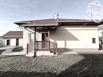 Eladó családi ház Városföld