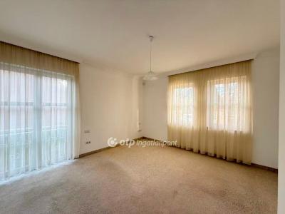 Eladó családi ház Budapest