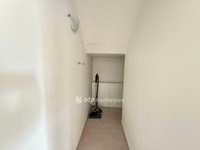 Eladó családi ház Budapest