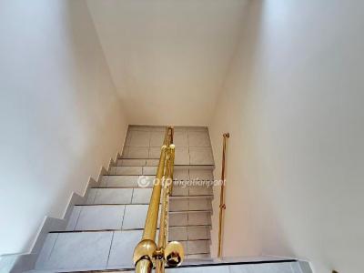 Eladó családi ház Budapest