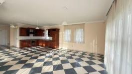 Eladó családi ház Budapest