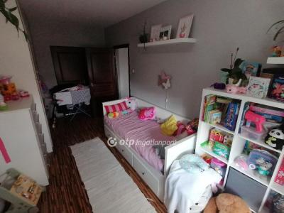 Eladó lakás Debrecen