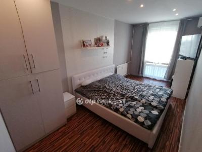 Eladó lakás Debrecen