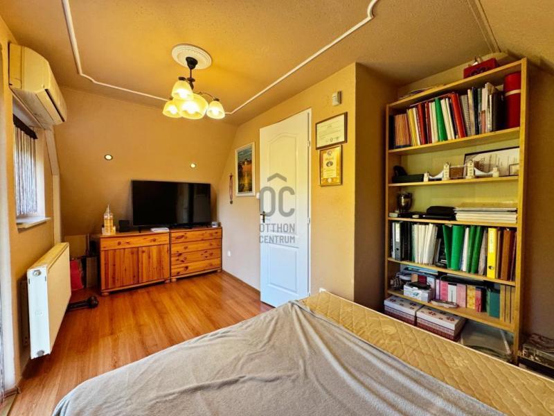 Eladó családi ház Áporka