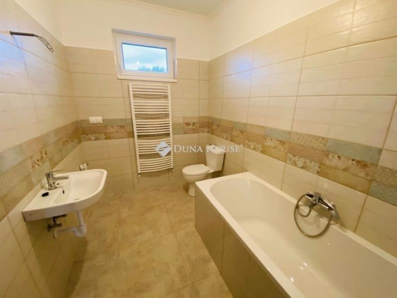 Eladó ikerház Monor