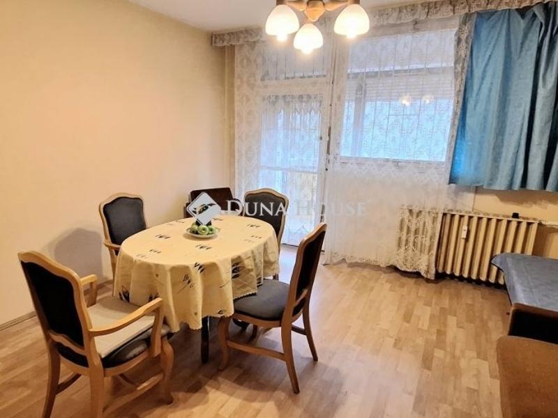 Eladó lakás Kecskemét