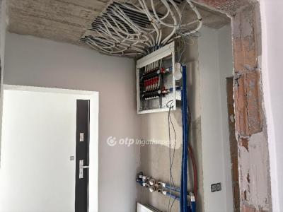 Eladó lakás Balatonkenese Balatonakarattya