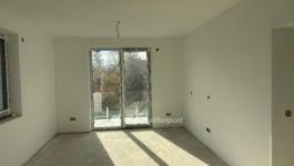 Eladó lakás Balatonkenese Balatonakarattya