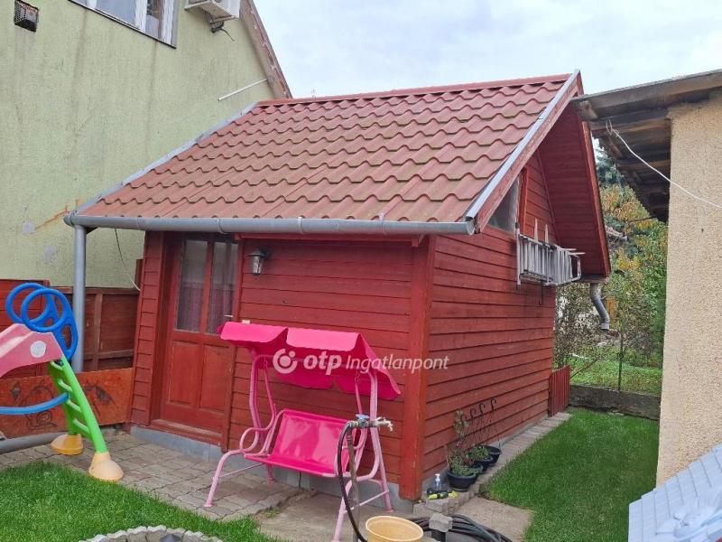 Eladó családi ház Monor Monorierdő