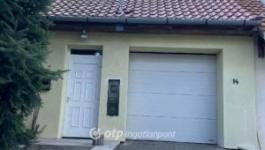 Eladó sorház Pécel