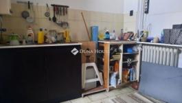 Eladó családi ház Budapest