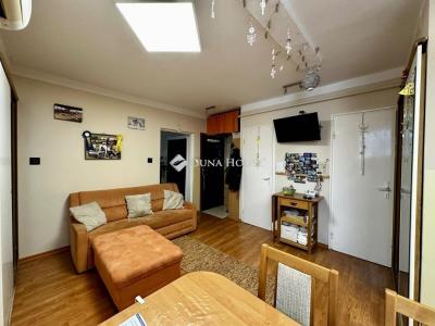 Eladó lakás Tamási