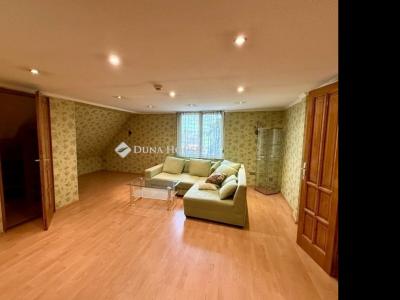 Eladó családi ház Gyál