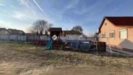 Eladó családi ház Kóka