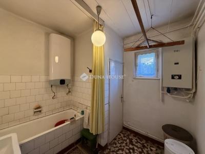 Eladó családi ház Budapest