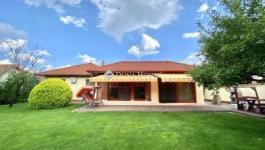 Eladó családi ház Budapest