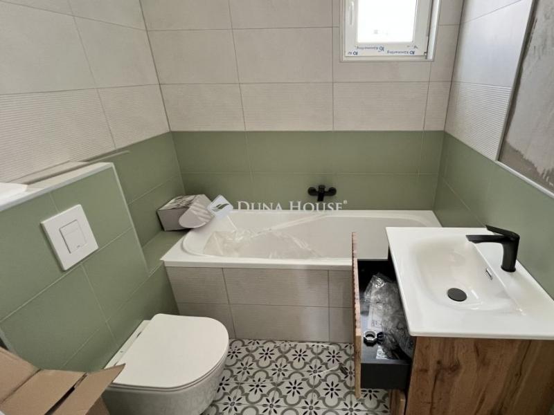 Eladó családi ház Őrbottyán