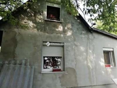Eladó családi ház Budapest