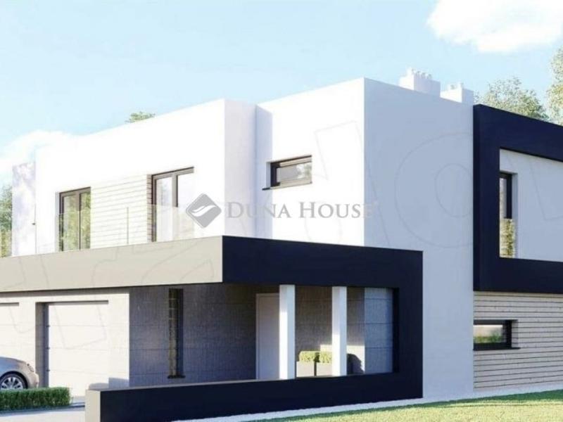 Eladó ikerház Csomád