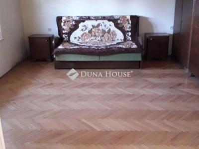 Eladó családi ház Budapest