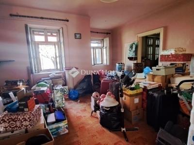 Eladó családi ház Budapest