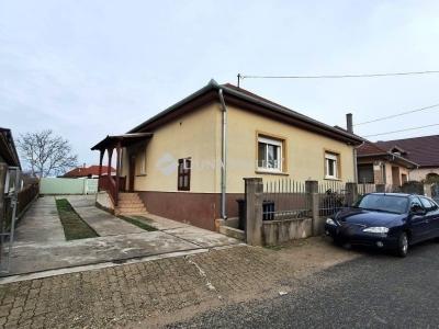 Eladó családi ház Dabas
