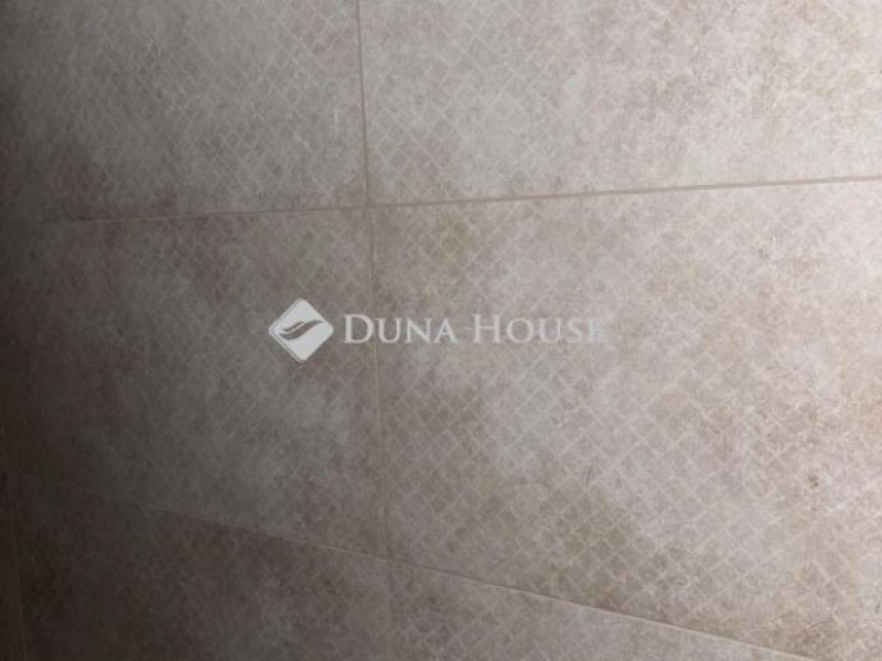 Eladó családi ház Cegléd