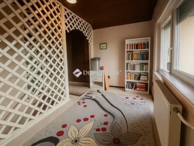 Eladó családi ház Tápiószecső