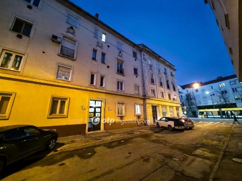 Eladó lakás Debrecen