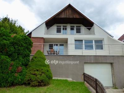 Eladó családi ház Balatonfüred