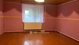 Eladó családi ház Fegyvernek