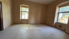 Eladó családi ház Kunhegyes