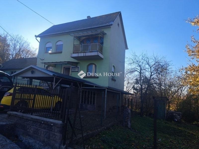 Eladó családi ház