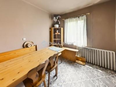 Eladó lakás Fót