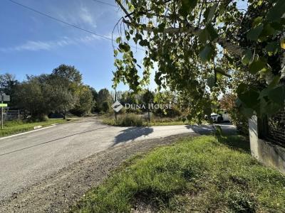 Eladó családi ház Leányfalu