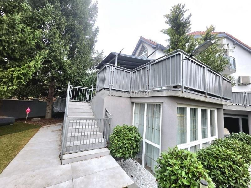 Eladó családi ház Biatorbágy