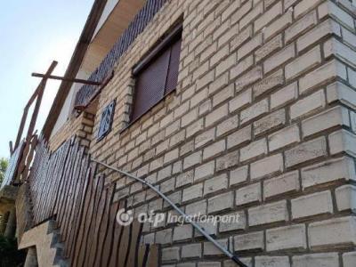 Eladó családi ház Újfehértó