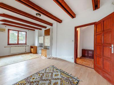 Eladó családi ház Budaörs