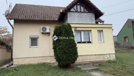 Eladó családi ház Pécs